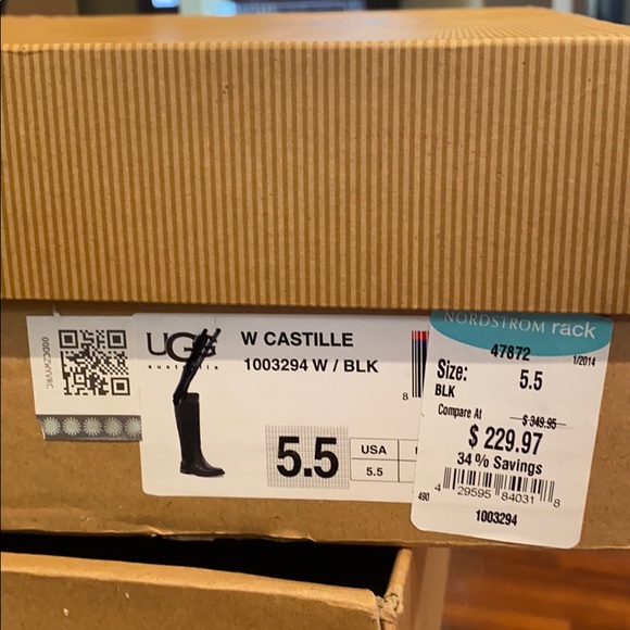 Castille UGG Boot in Black - Picture 6 of 6